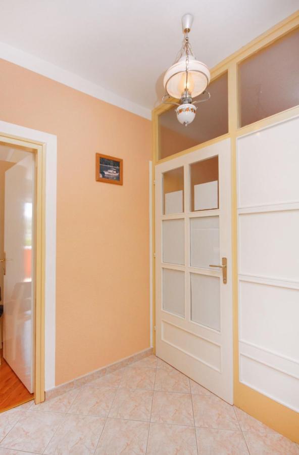 Apartment Kampor 4972B المظهر الخارجي الصورة